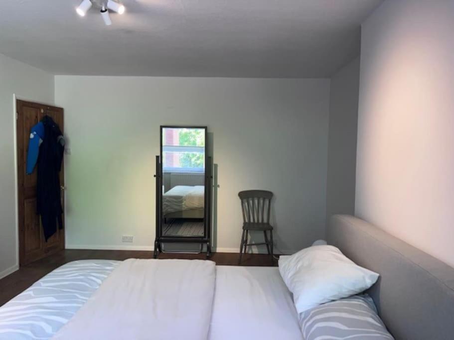 Big And Bright 2 X Double Bedroom Flat In Highgate Apartamento